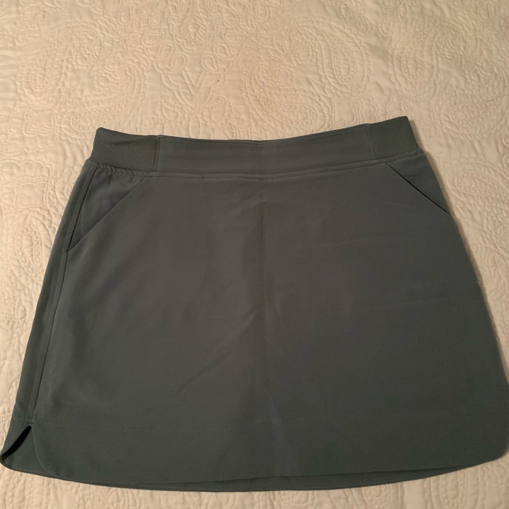 32 Degrees Women's Light Green Skirt